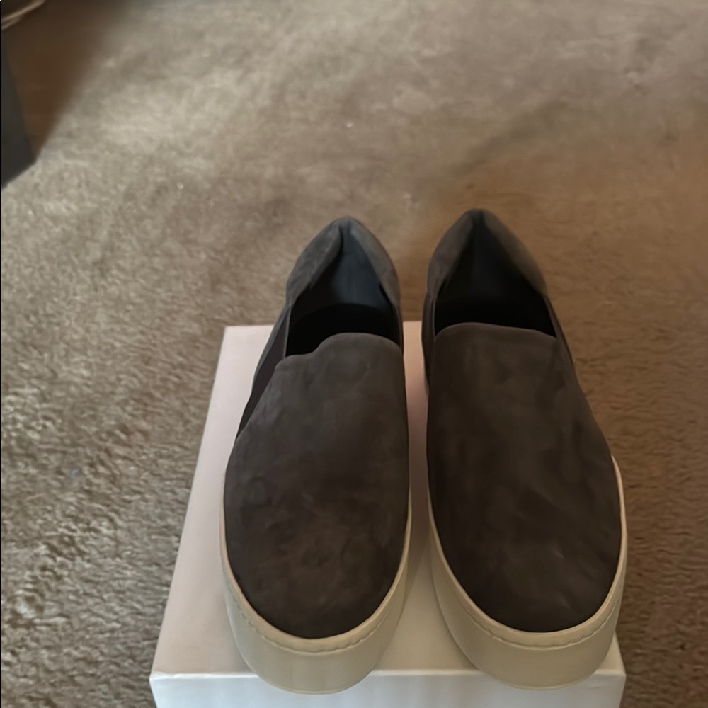 Vince Warren Steel Grey suede. Size 11
